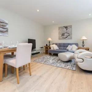 Apartment Spacious In The Heart Of